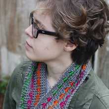 Load image into Gallery viewer, Spice Market Spike Cowl Crochet Pattern