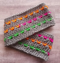 Load image into Gallery viewer, Spice Market Spike Cowl Crochet Pattern