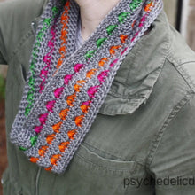 Load image into Gallery viewer, Spice Market Spike Cowl Crochet Pattern