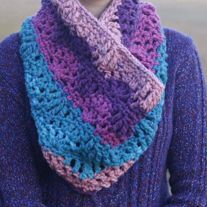 Chunky Cluster Lace Cowl Crochet Pattern